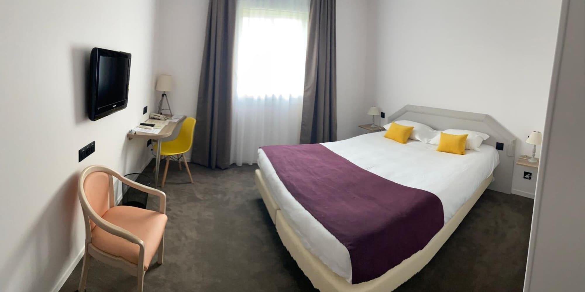 Le Manoir Hotel Orchies Eksteriør billede